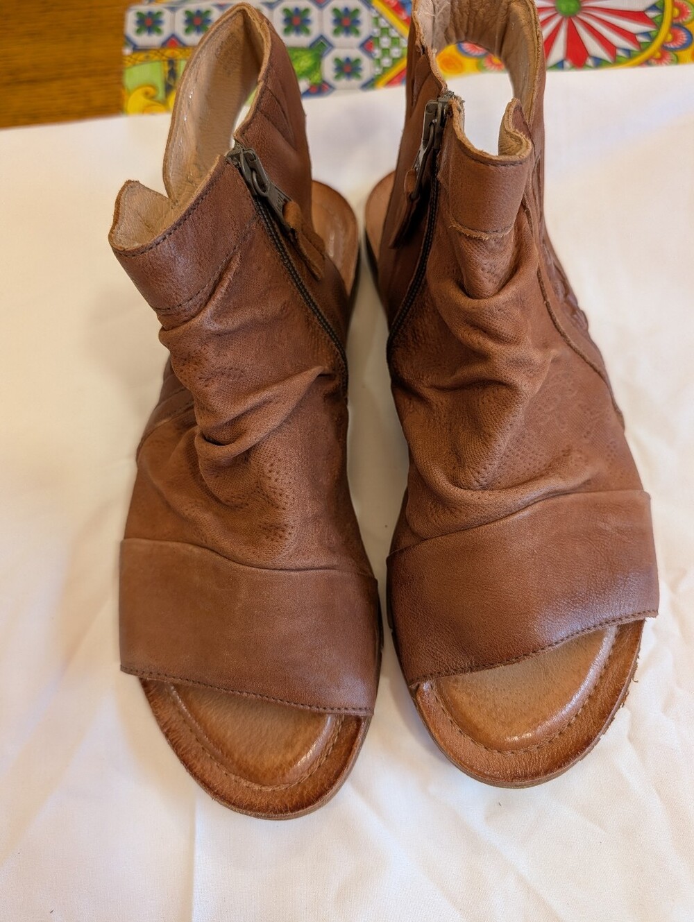 Miz Mooz Brown Leather Ruched Open Toe Flat Sandals Ankle Zip EU 41 US 10-10.5